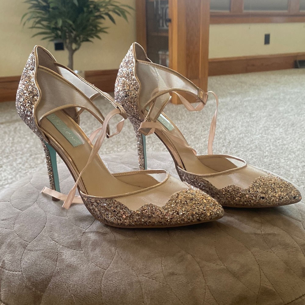 Betsy Johnson heels. Rose gold. Size 8.